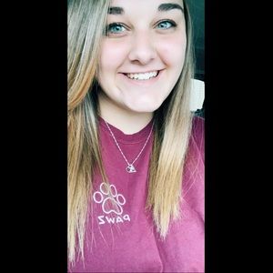 Meet your Posher, Natasha